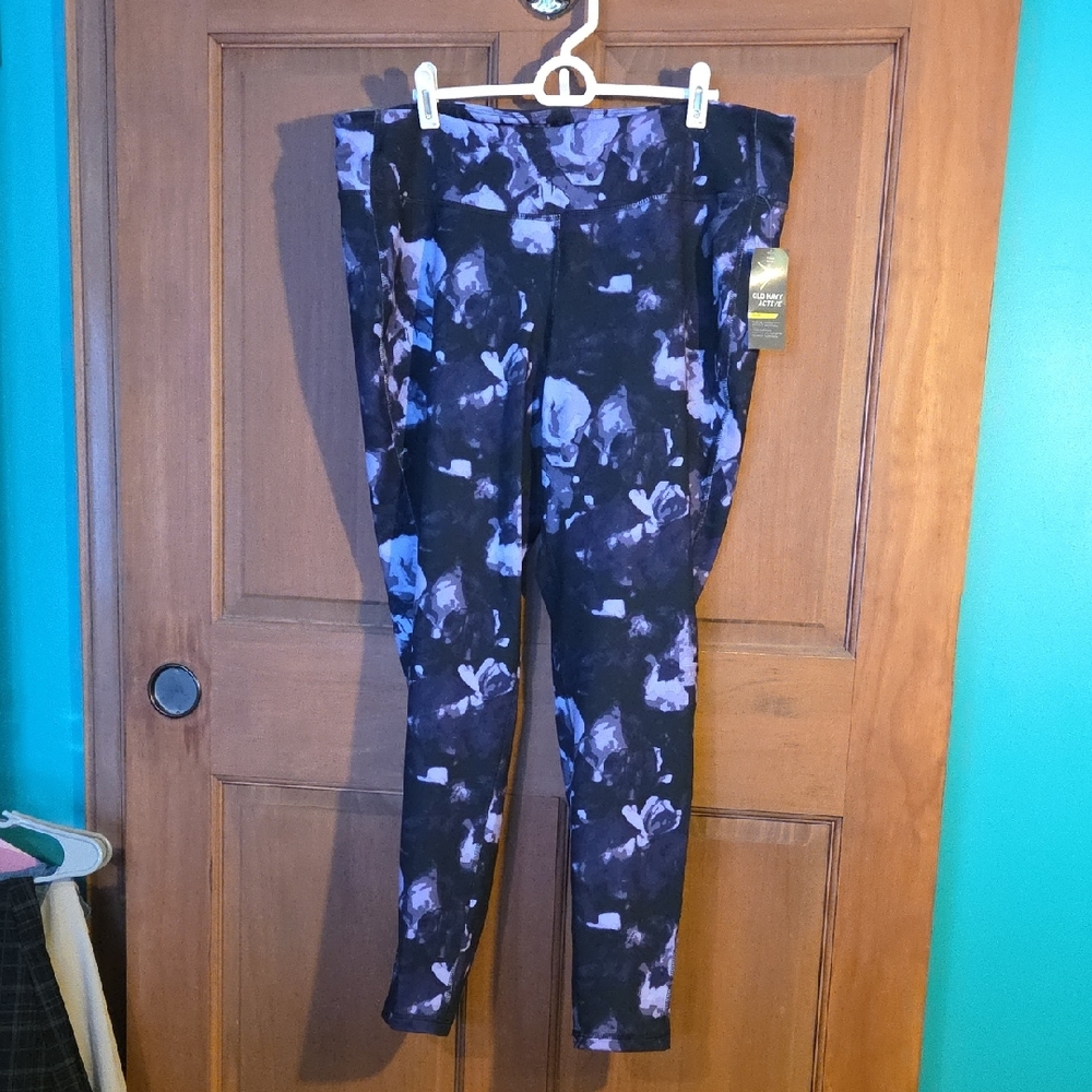 Old Navy Purple and Black Patterned Leggings
